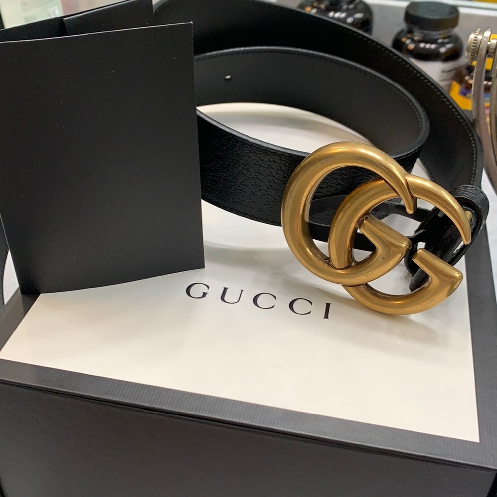 Gucci logo belt